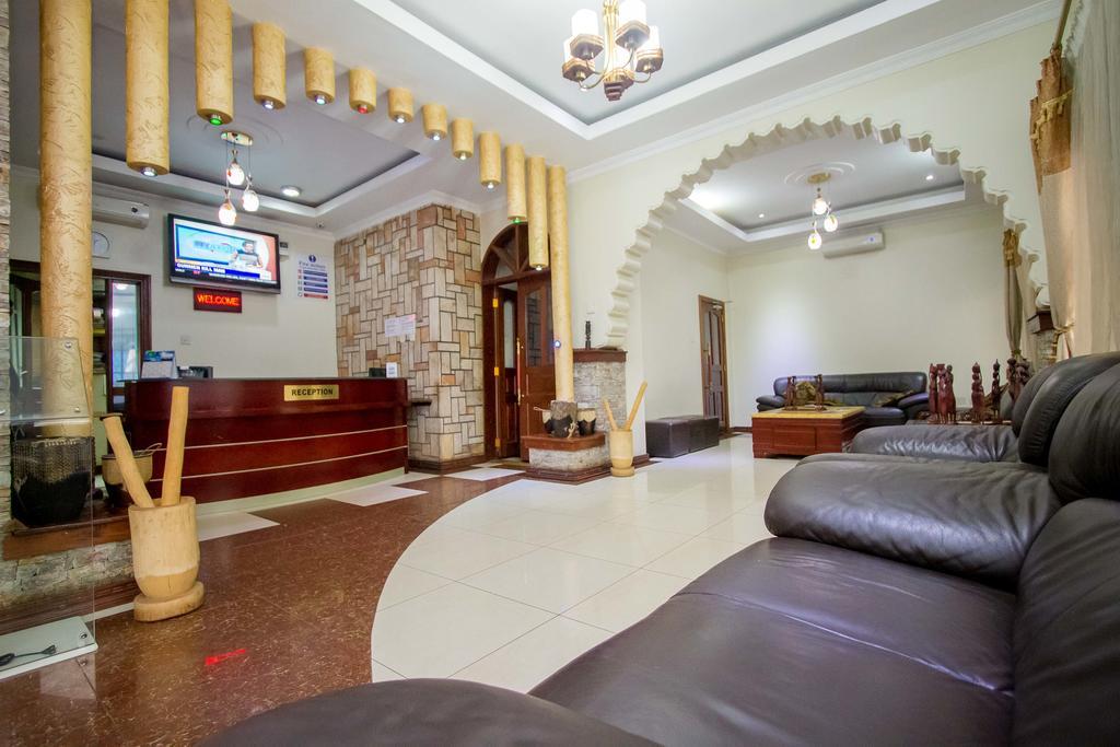 Casa Miltu Hotel Kampala Exterior foto